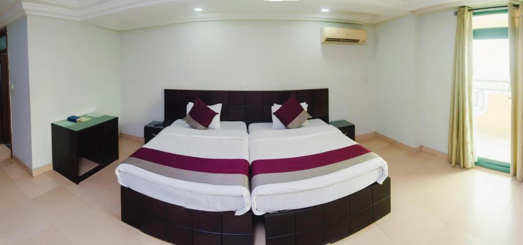 Korkdam Hotel Taifa Zewnętrze zdjęcie
